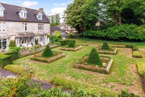 Photo 21- click for photo gallery